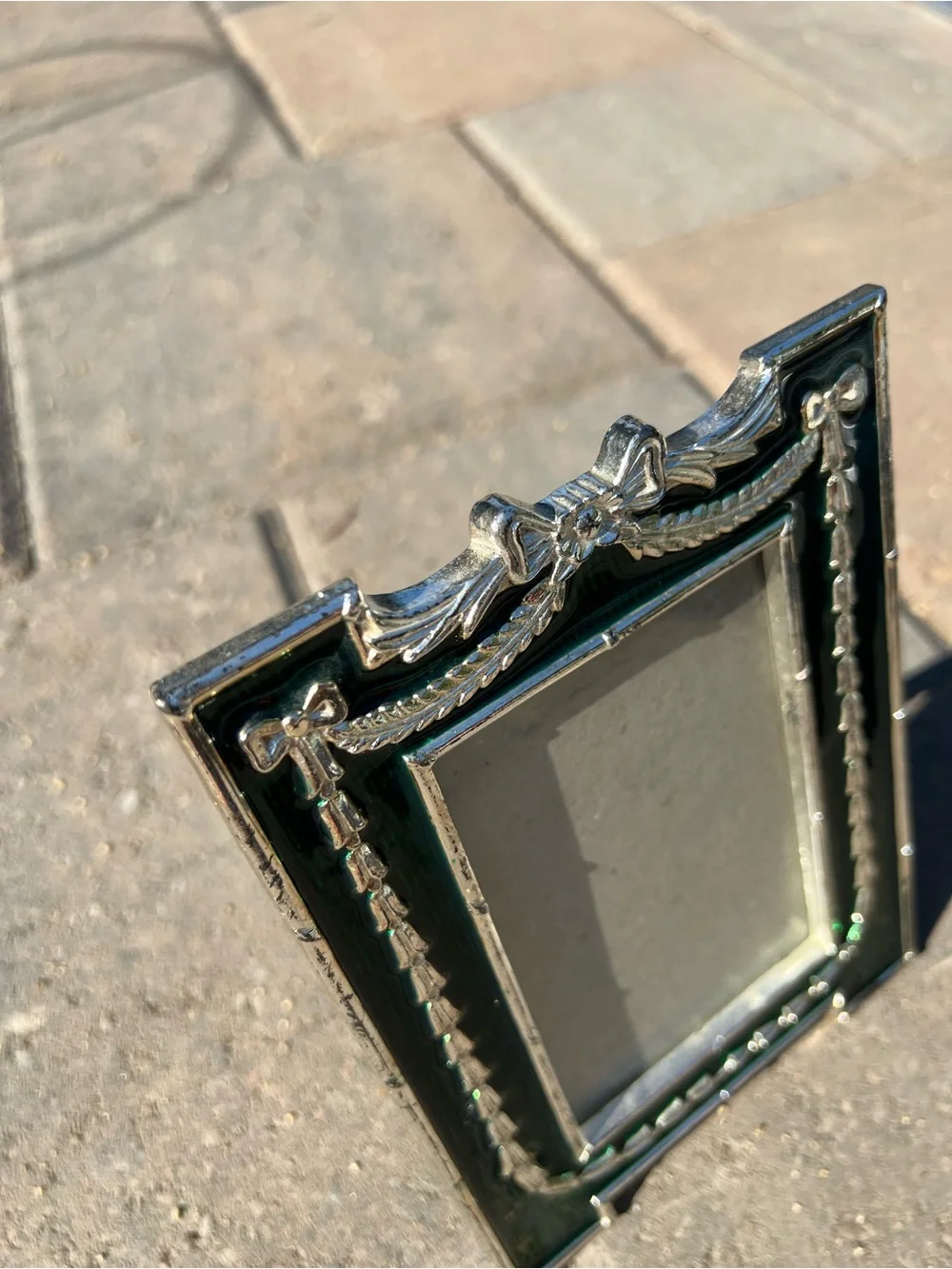 Vintage 1989 Mann Green Enamel Picture Frame, Fabergé Style Silver Tone 3x5”